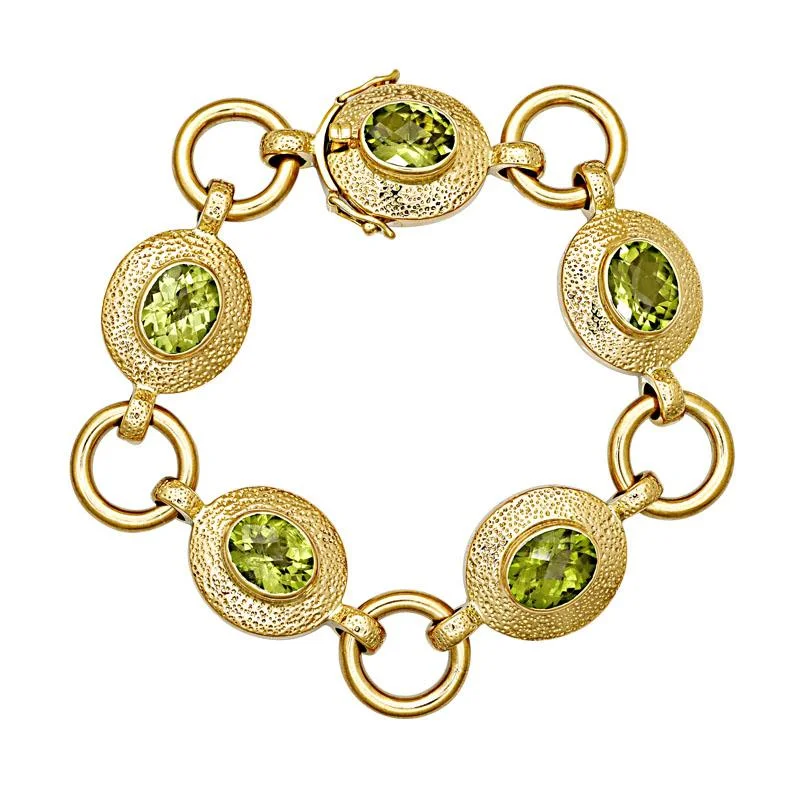 Ladies Bracelets with Leaf Shine-Ladies Cosmic Sign Bracelets -Bracelet-Peridot  (1150D)