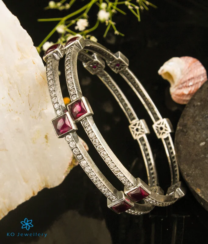 Ladies Bracelets with Lock Spark-Ladies Wedding Day Bracelets -The Deeksha Silver Kempu Bangle (Oxidised/Size 2.2/2.6/2.8)