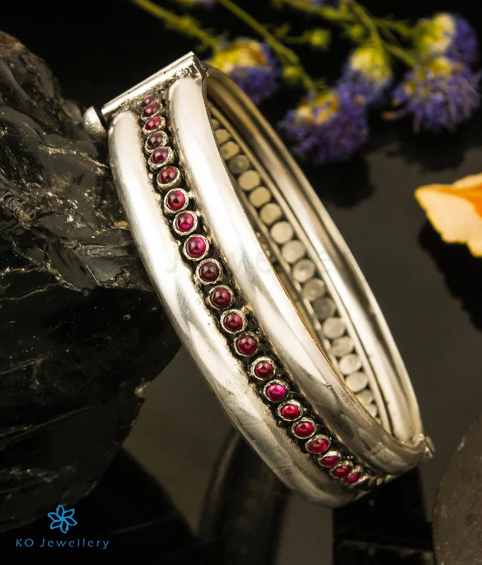 Ladies Bracelets for Hero Spark-Ladies Silent Grace Bracelets -The Mithya Silver Kada Bracelet (Size/2.2/2.4/2.6/2.8)