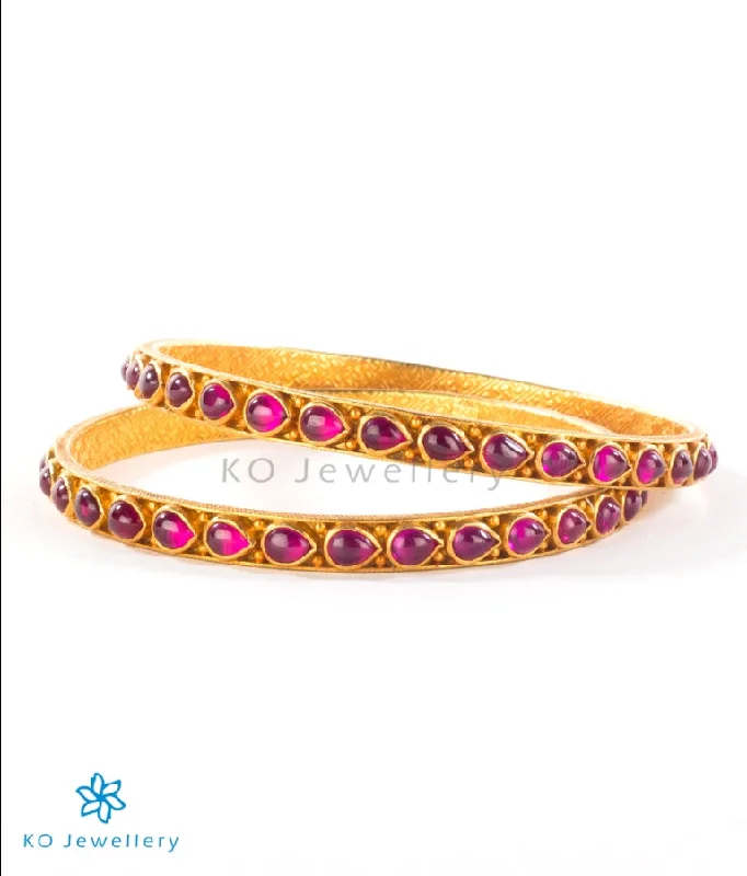 Ladies Bracelets Unique Spark-Ladies Winter Festive Bracelets -The Deepita Silver Kempu Bangle (Size 2.2/2.6/2.8)