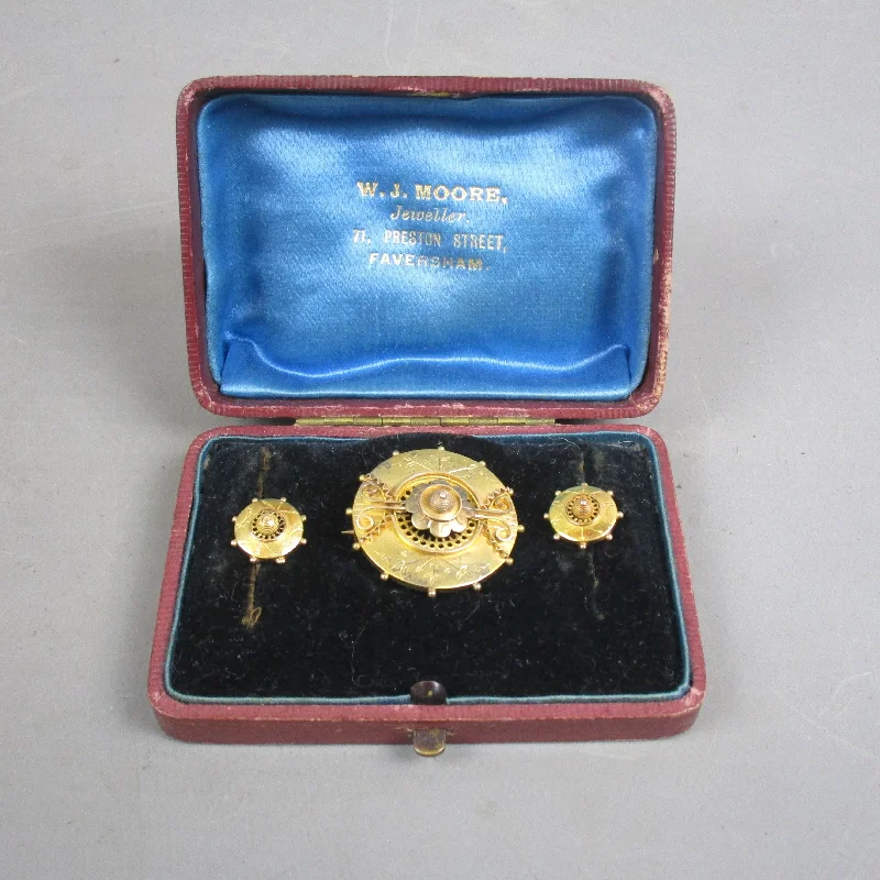 Ladies Sharp Edge Earrings -Ladies Earrings with Lock Shine-18ct Gold Brooch & Earring Set With Original Box Antique Victorian c1870