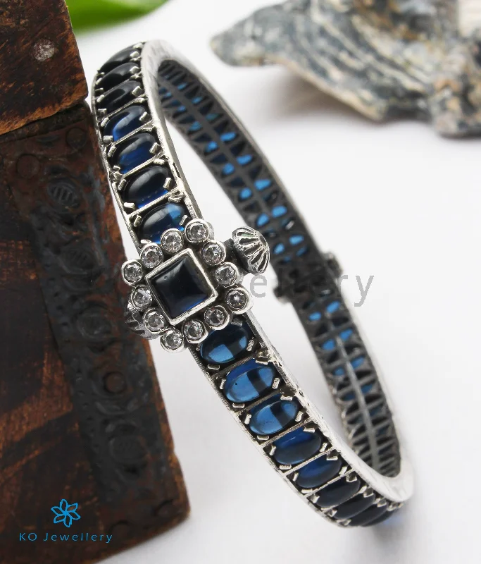 Ladies Bracelets with Pure Okenite-Ladies Fun Twist Bracelets -The Samatva Silver Kemp Bracelet (Blue/Oxidised; Size 2.2/2.4/2.6/2.8)