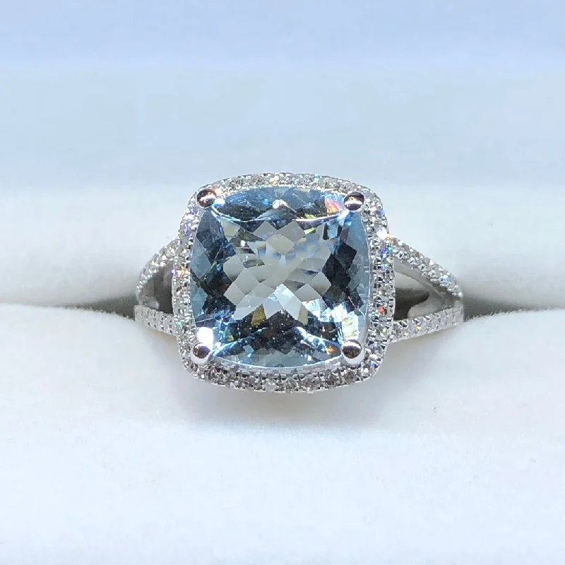 Ladies Brave Heart Rings -Ladies Rings for Travel Shine-Aquamarine and Diamond Ring