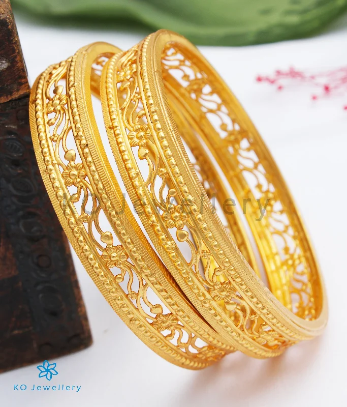 Ladies Bracelets with Bloom Glow-Ladies Velvety Smooth Bracelets -The Kritika Silver Bangle (Size 2.2/2.4/2.8)